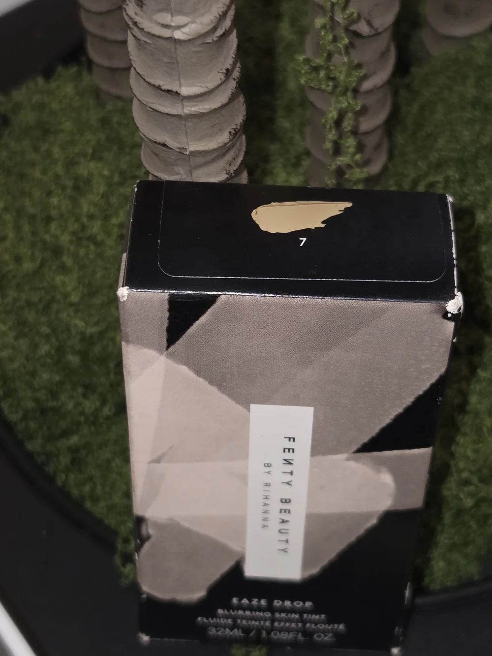 Fenty Beauty Eaze Drop Blurring Skin Tint Shade 7 32mL/1.08oz New